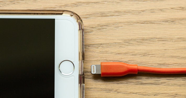smart phone unplugged from charging cord